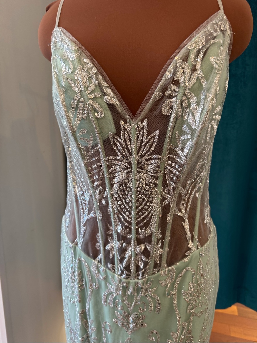 Evening gown with an illusion sheer - Picture 3 of 8